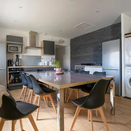 Privee Chez Les Maisons Loli'days Guest house Saint-Medard-en-Jalles